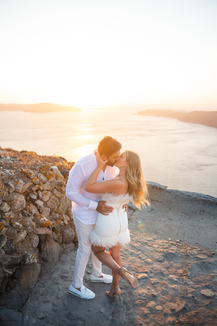 Golden-hour photoshoot in Oia at sunset