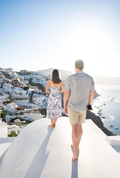 Proposal photoshoot in Santorini overlooking Oia