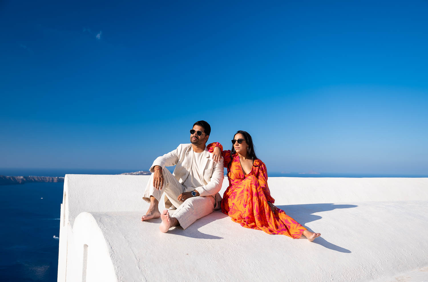 santorini engagement sunset portraits